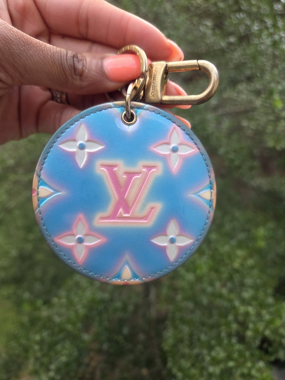 Louis Vuitton Pink & Blue Monogram Round Key Holder